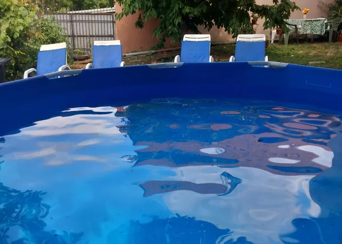 Maison d'hôtes за гости - цветето на ангела